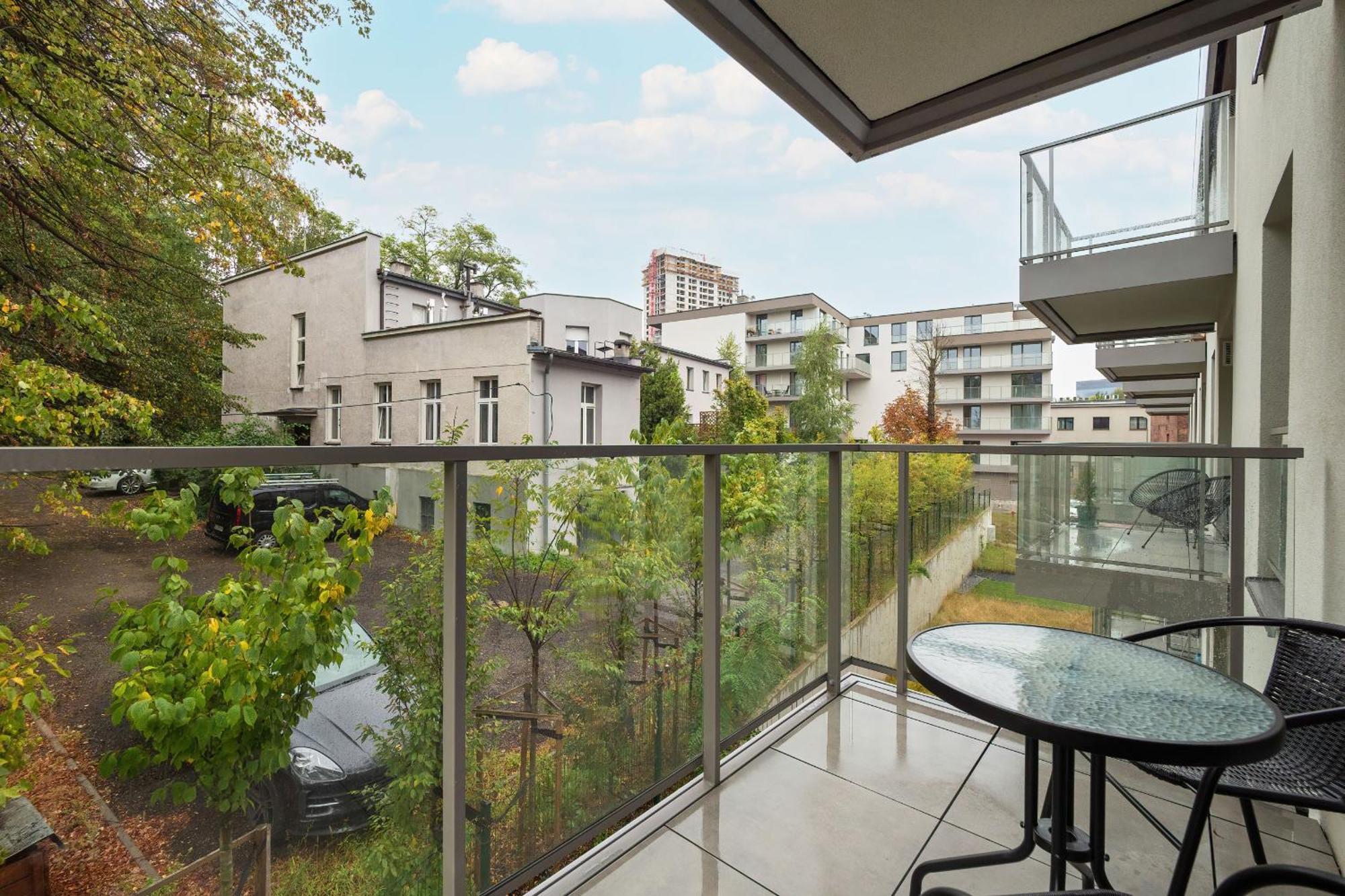 Exceptional Apartment With Parking By Noclegi Renters Катовице Экстерьер фото